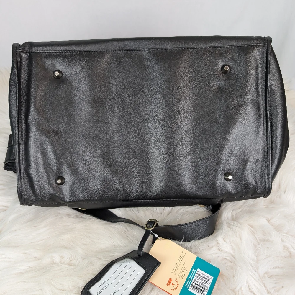 Cosmo Furbabies faux leather pet carrier, 17Lx11Hx10W, black